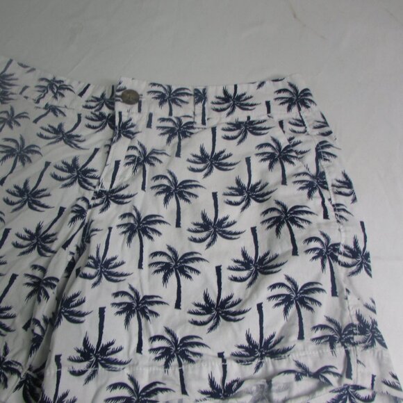 Old Navy Shorts 2 White Blue Palm Trees Tropical - Picture 3 of 8